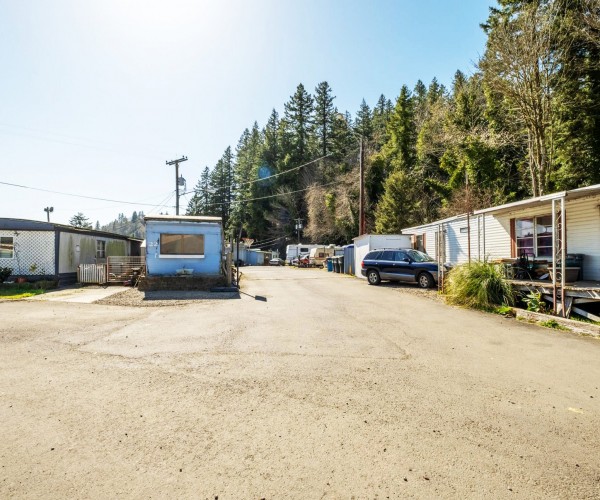 Tidewater Mobile Home and RV Park Toledo, Oregon